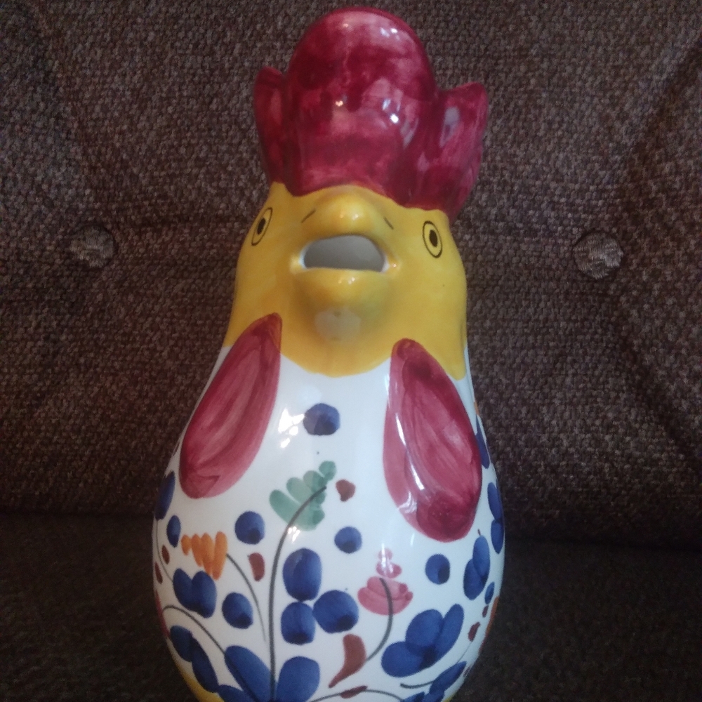 Deruta Chicken Pitcher - Picture 3 of 5